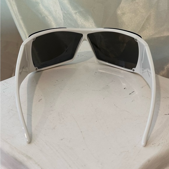 Christian Dior Overshine 2 Rare Vintage Y2K Sunglasses in White and Black - Picture 6 of 13